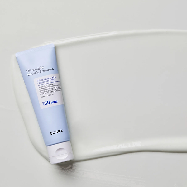 ضدآفتاب بی‌رنگ کوزارکس Ultra-Light SPF50  حجم ۵۰ میلی‌لیتر — 2